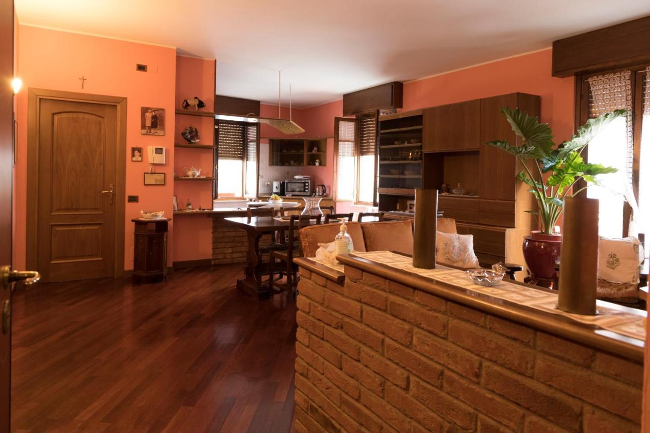 A Casa Di Anna, Elegant Flat In Cremona公寓 外观 照片